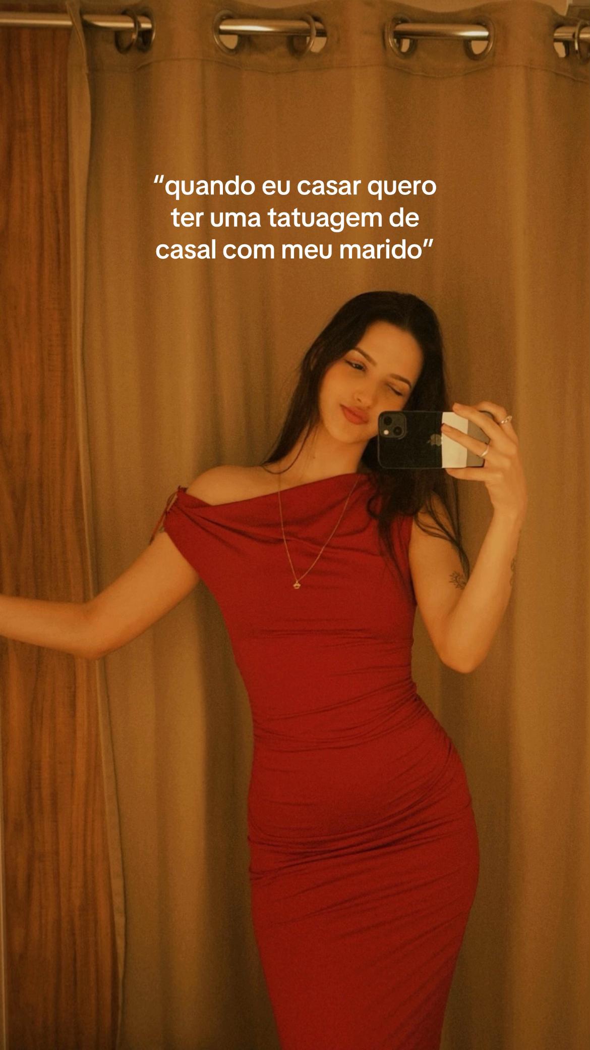 @brunaasimeoni