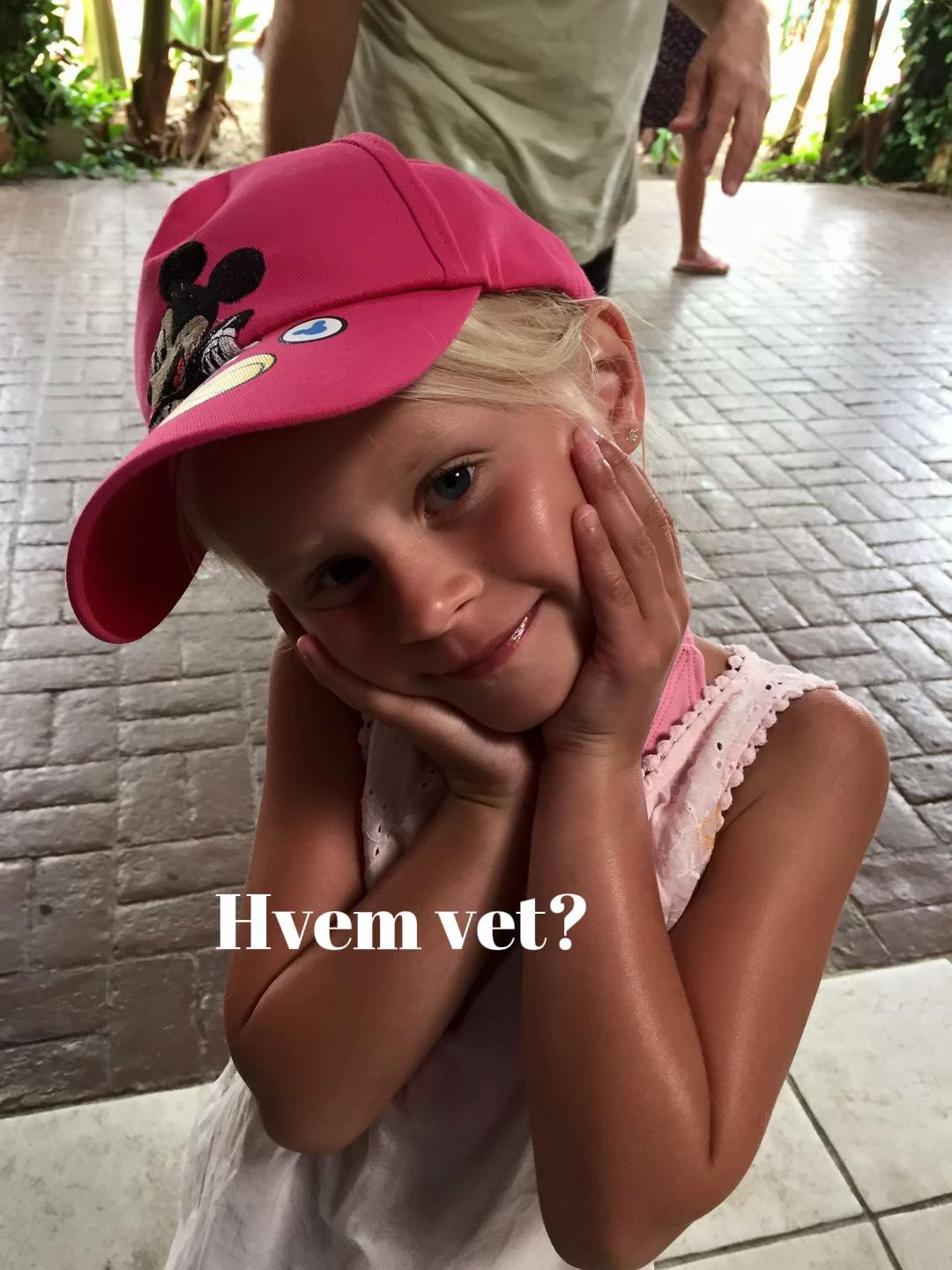 @Mia