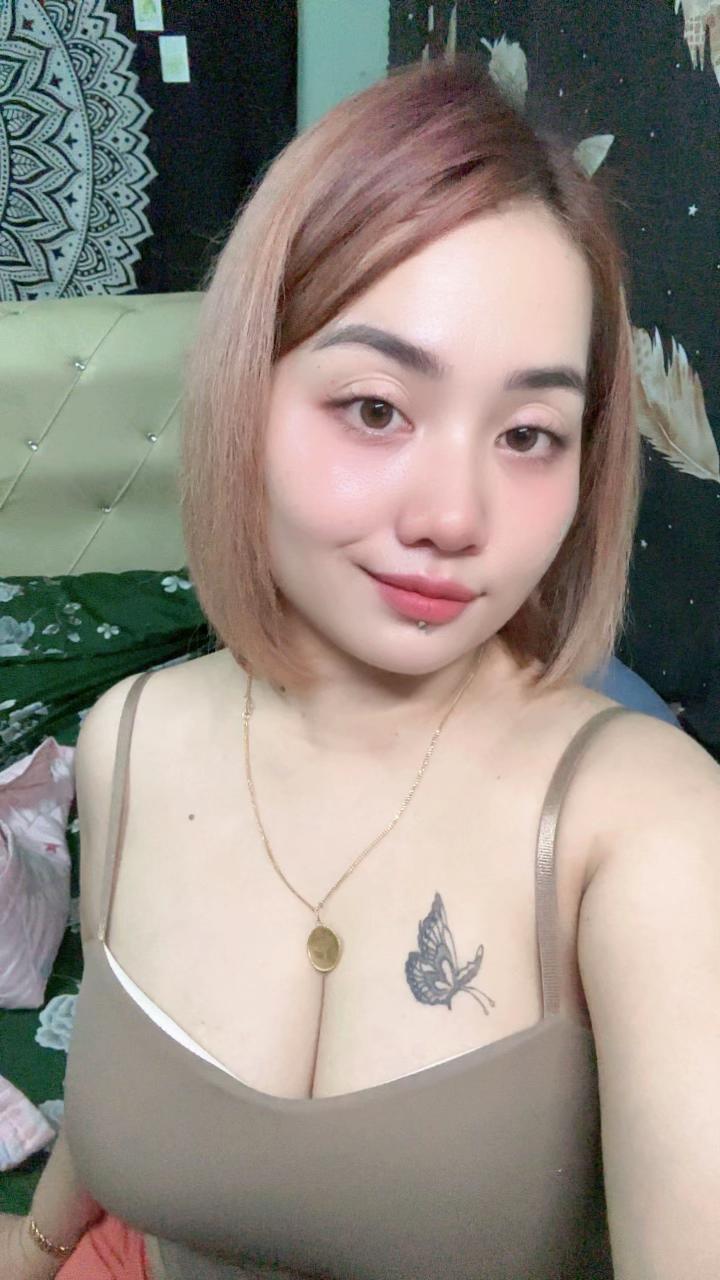 @qυєєηη_єукα👑