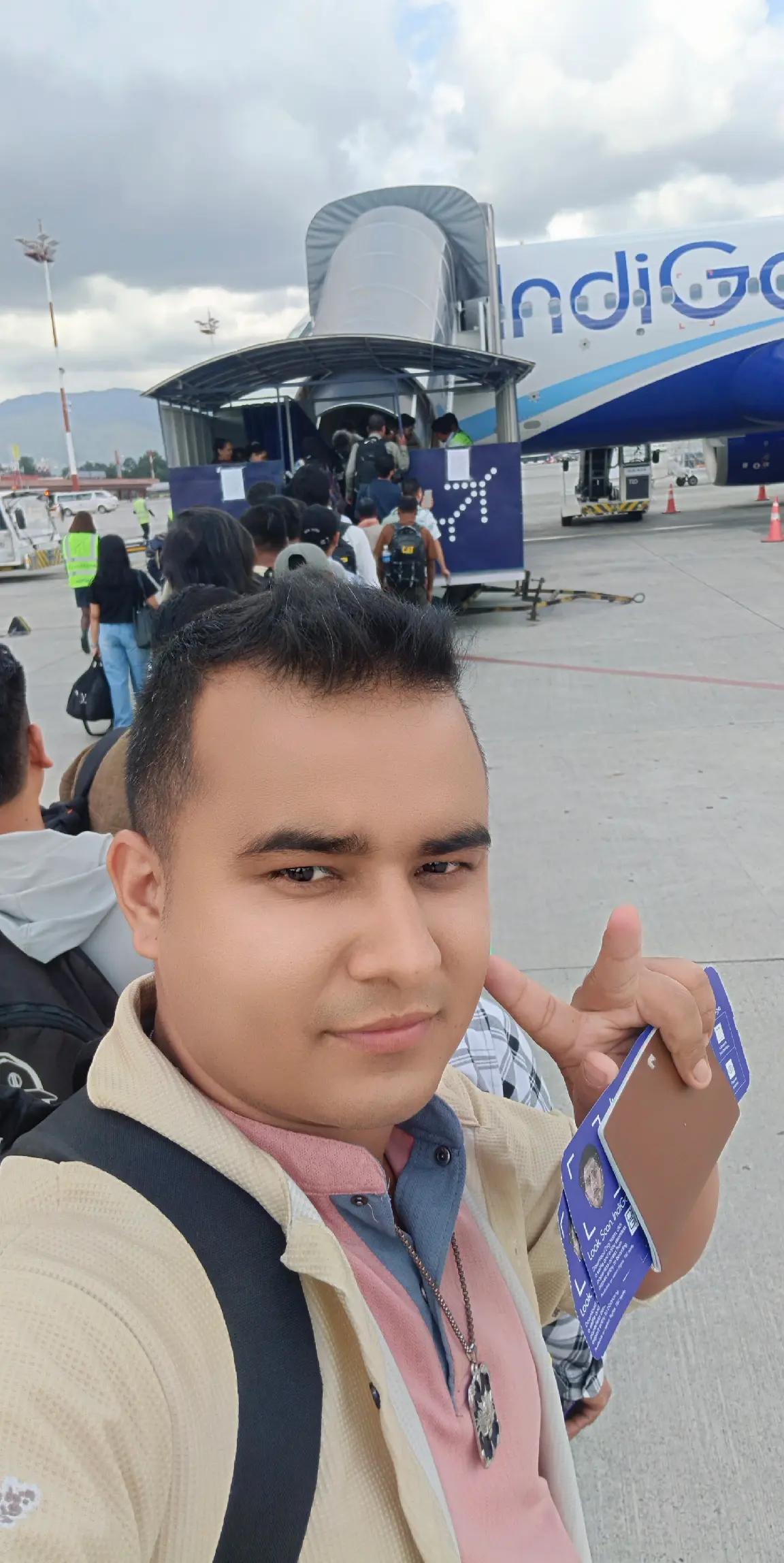 @Raju🧿💙🇬🇷💜🇳🇵
