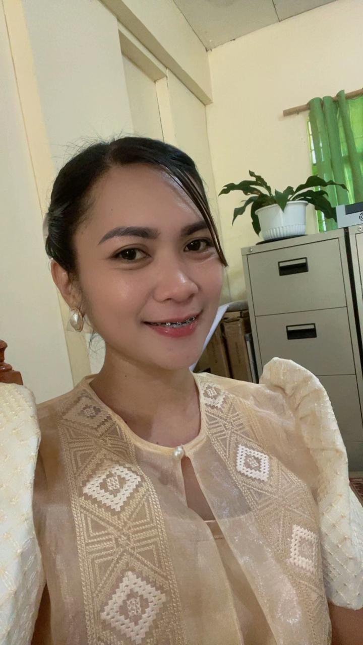 @𝑨𝒏𝒅𝒚💎🌻🦋👩🏼&zwj;🏫