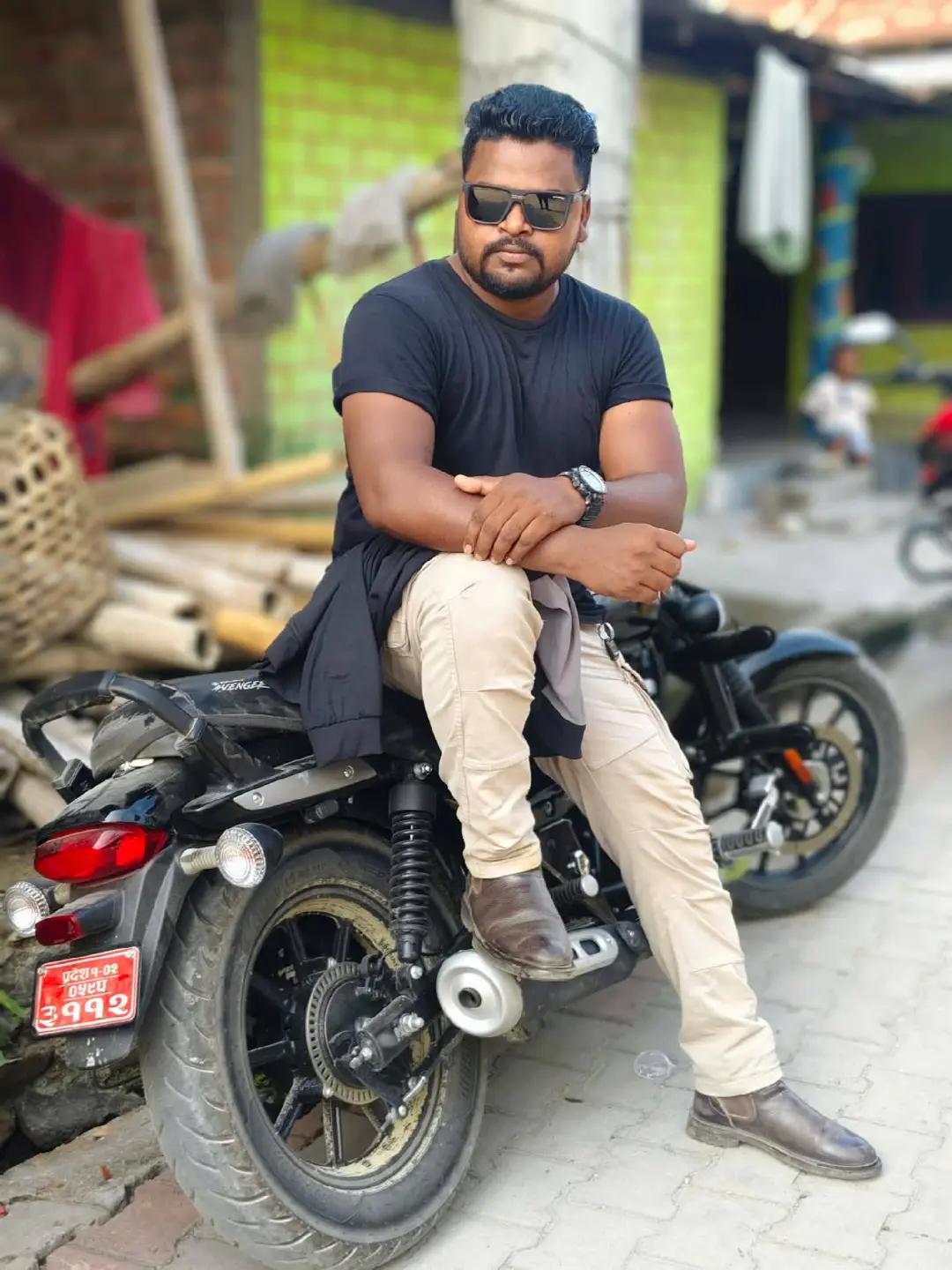 @Raj Murmu