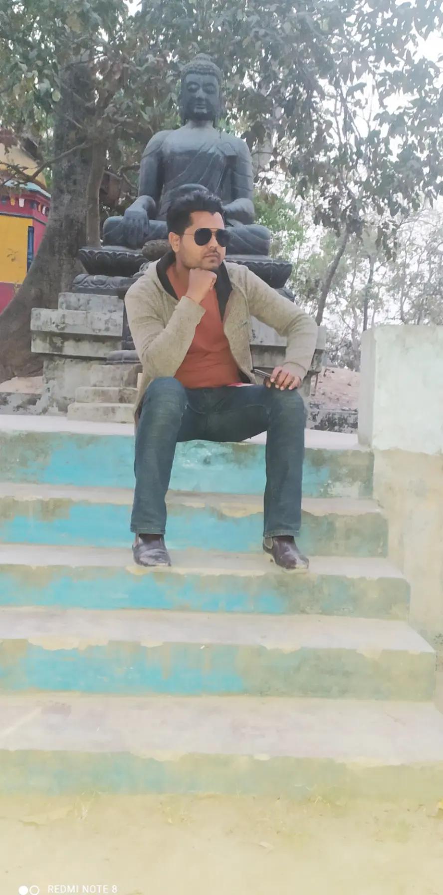 @Dipesh Raaza Yadav