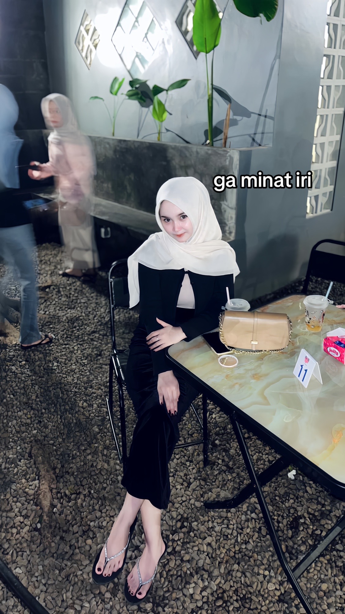 @vynitaaa