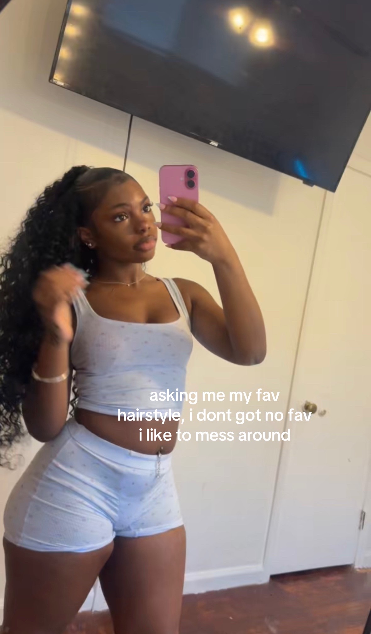 @⃟