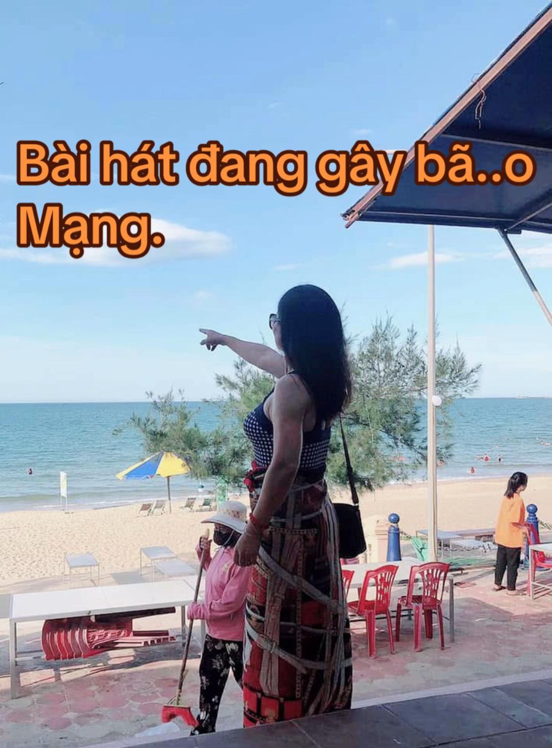 @Hoa s&uacute;n ( nh&iacute; nhố)