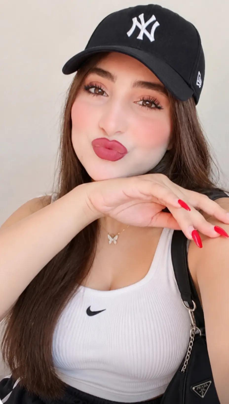 @yesmina