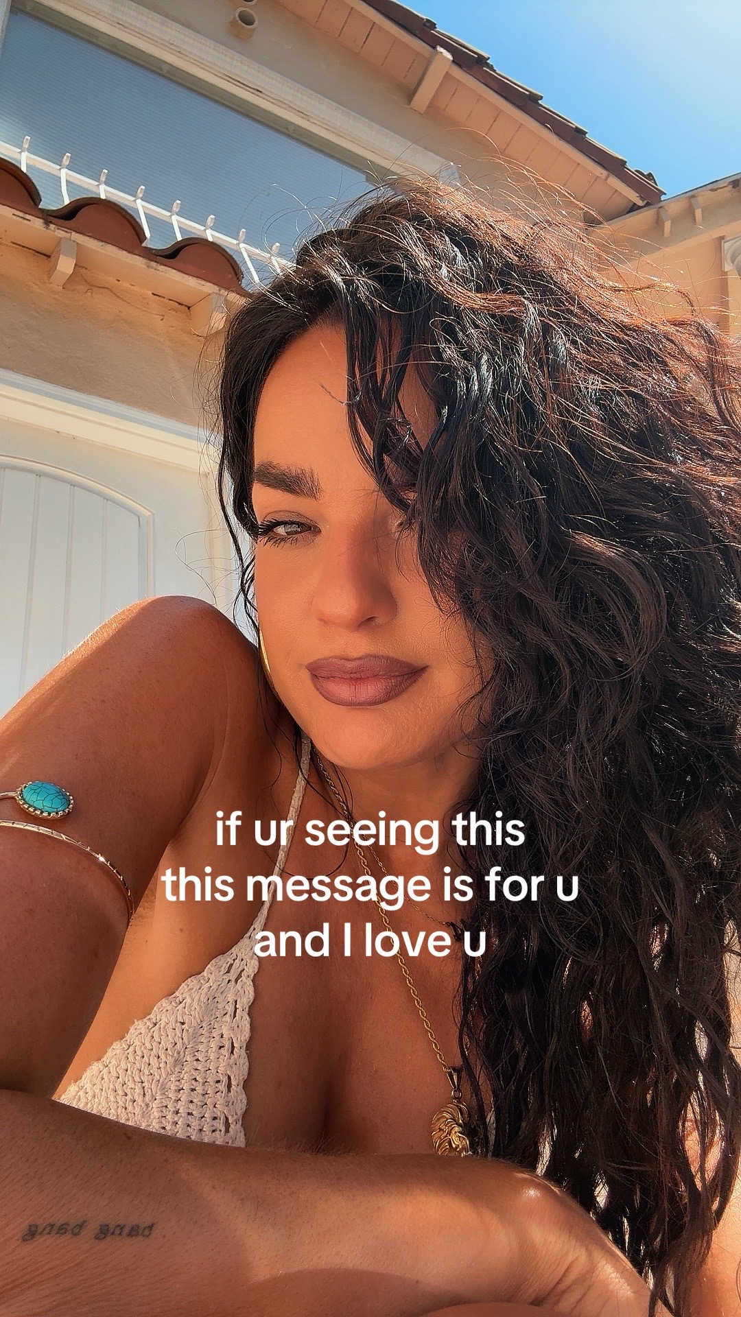 @ariellyndsey