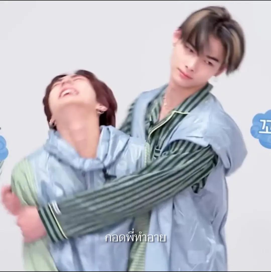 @𝘴𝘰𝘮𝘦𝘵𝘪𝘮𝘦𝘴 ♡̶