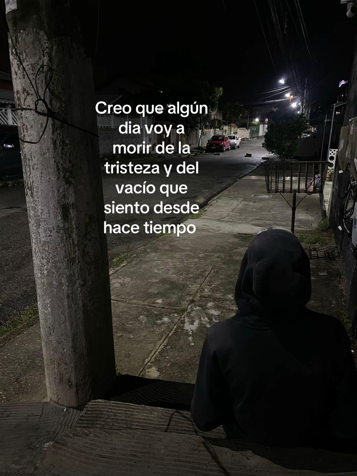 @&Aacute;ngel_Vaz06