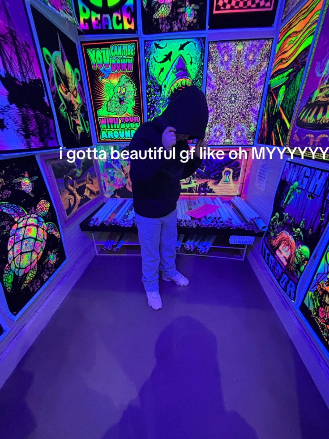 @⃟