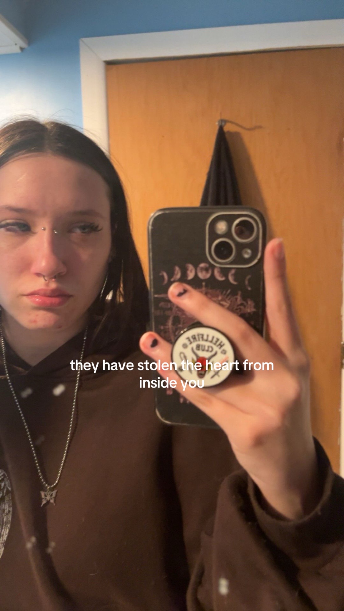 @️