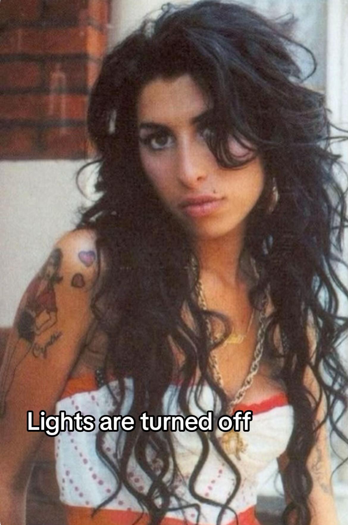 @amy_backtoblack