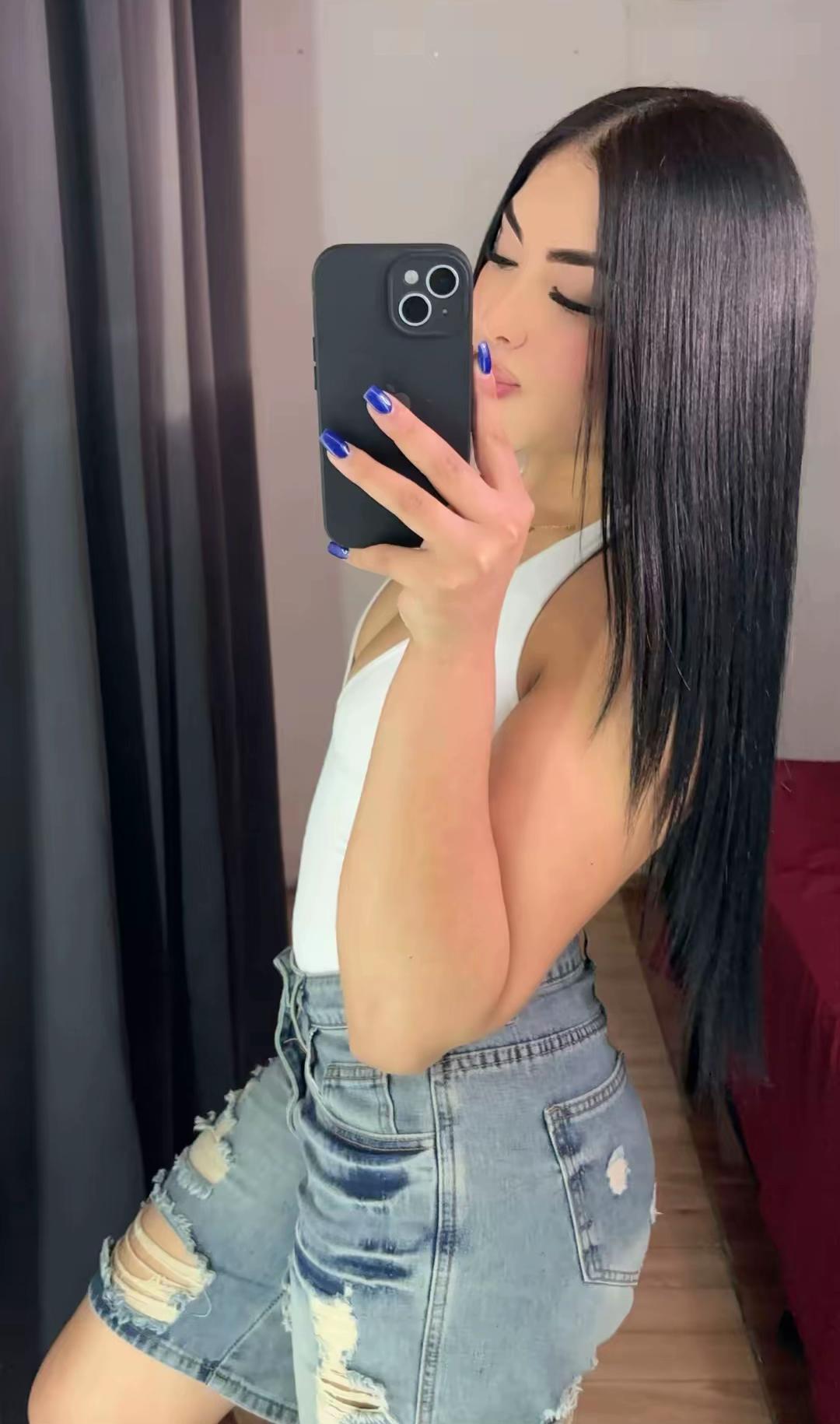 @𝐀𝐥𝐞𝐣𝐚𝐧𝐝𝐫𝐚🌸