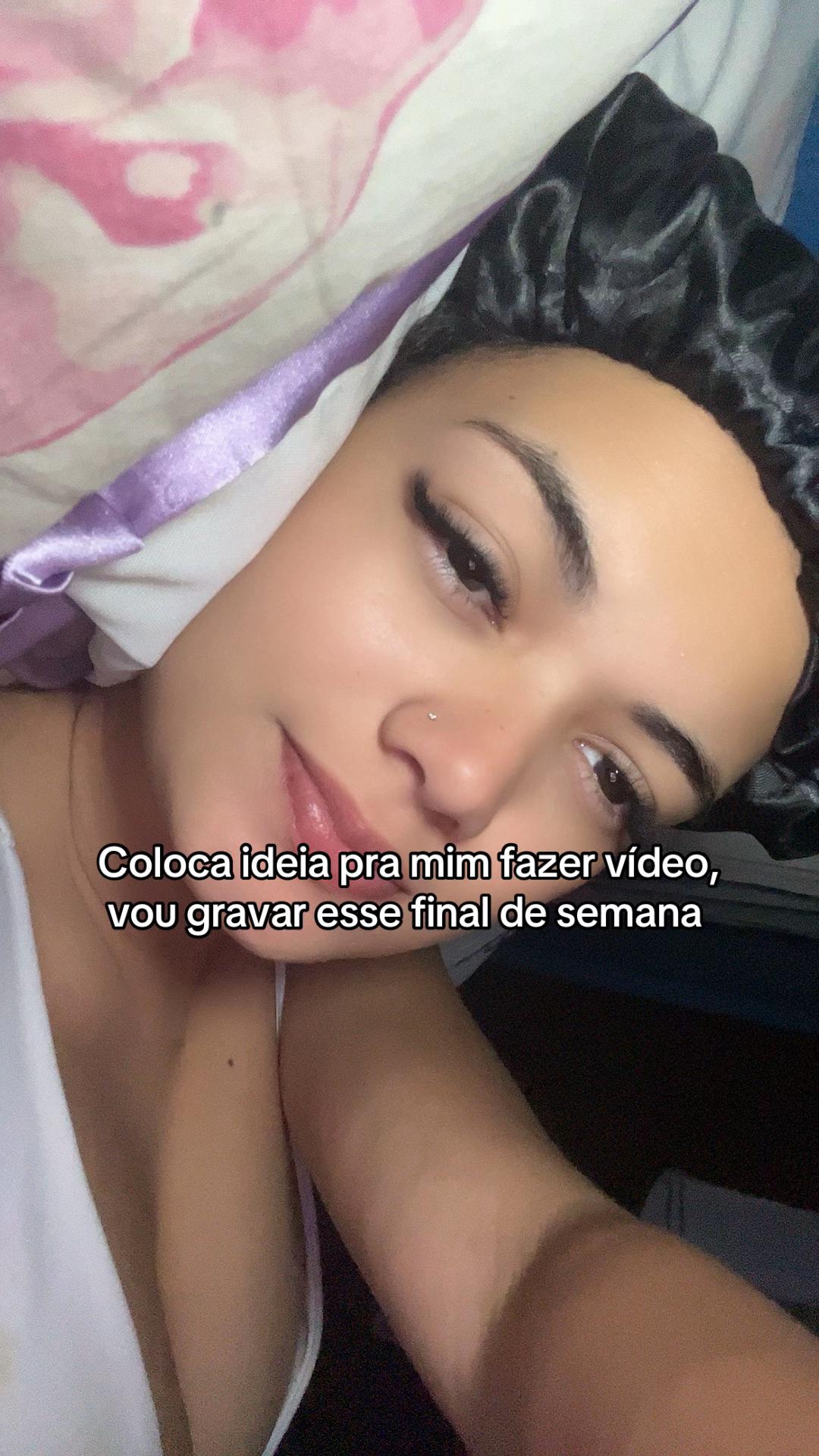 @Anna Laura