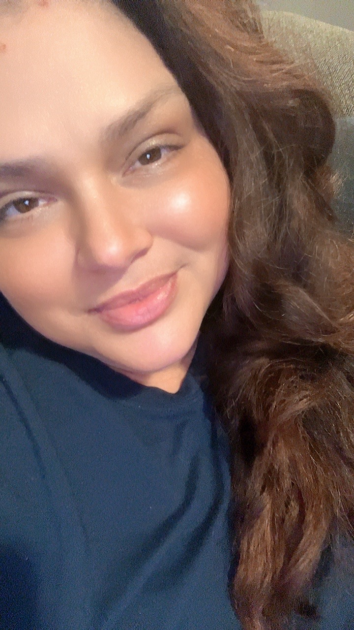 @AnGee_