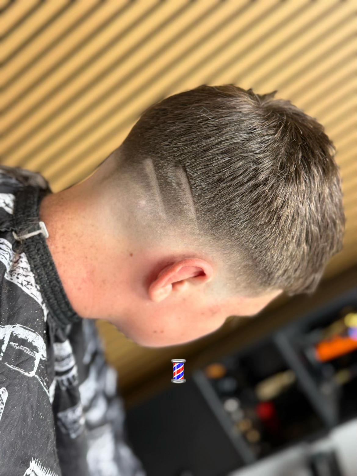 @Clarke’s Cutz💈