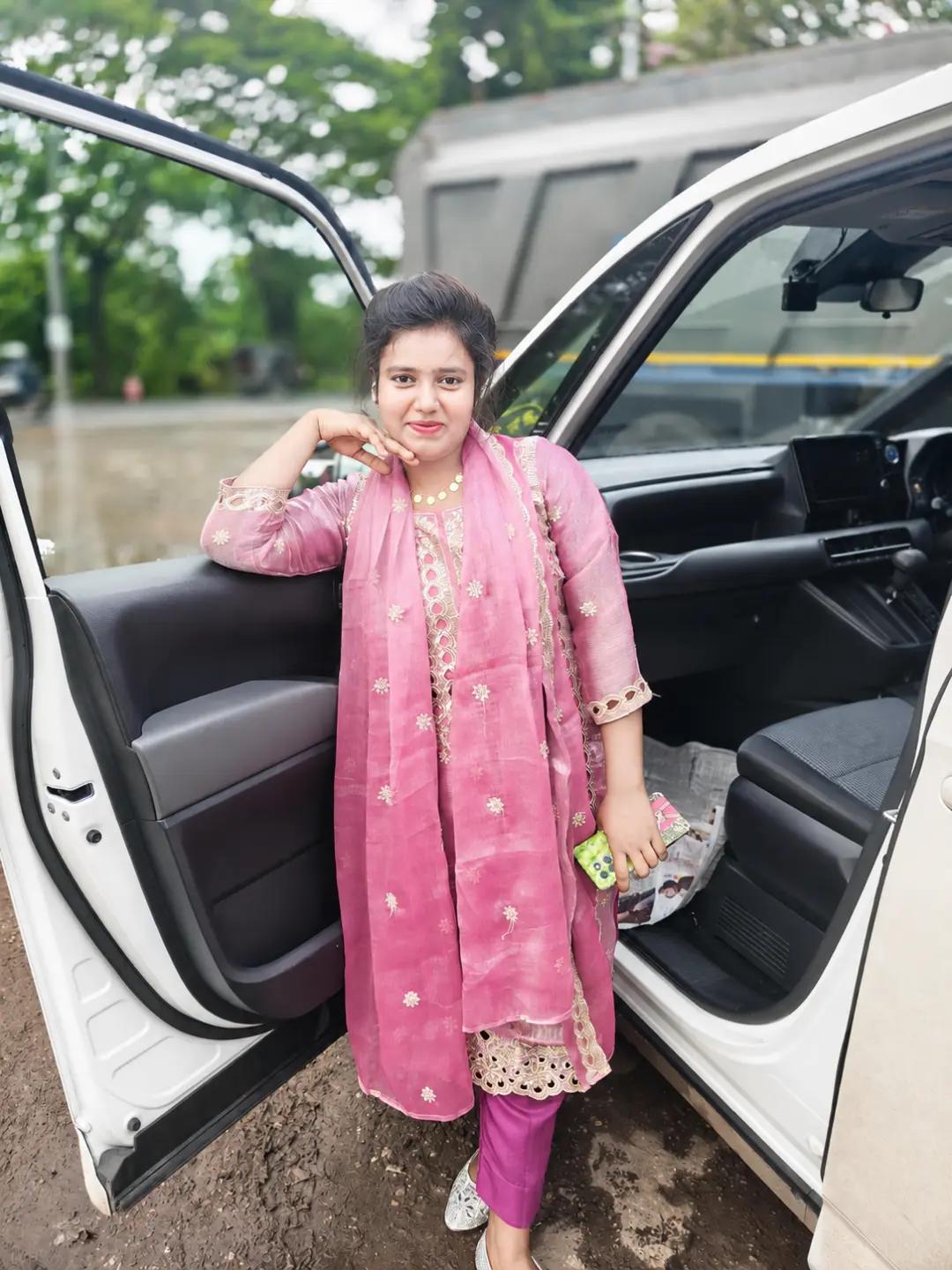 @বাগেরহাটের মিষ্টি মেয়ে ঊর্মি