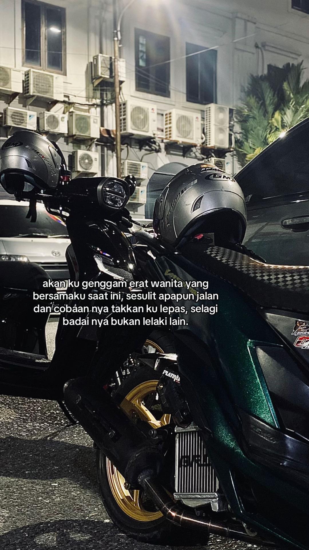 @T 4 M M