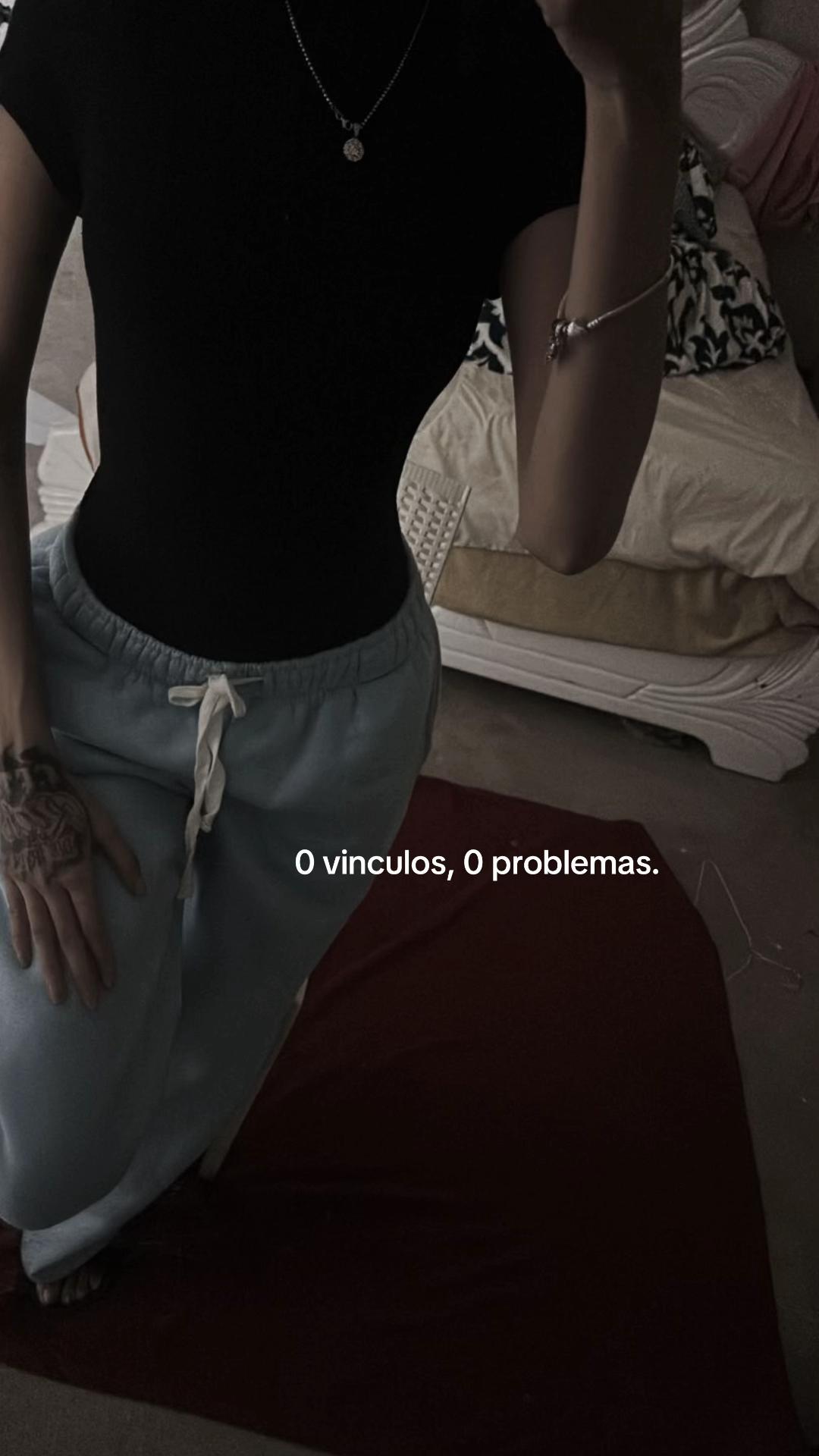 @crymiamor_