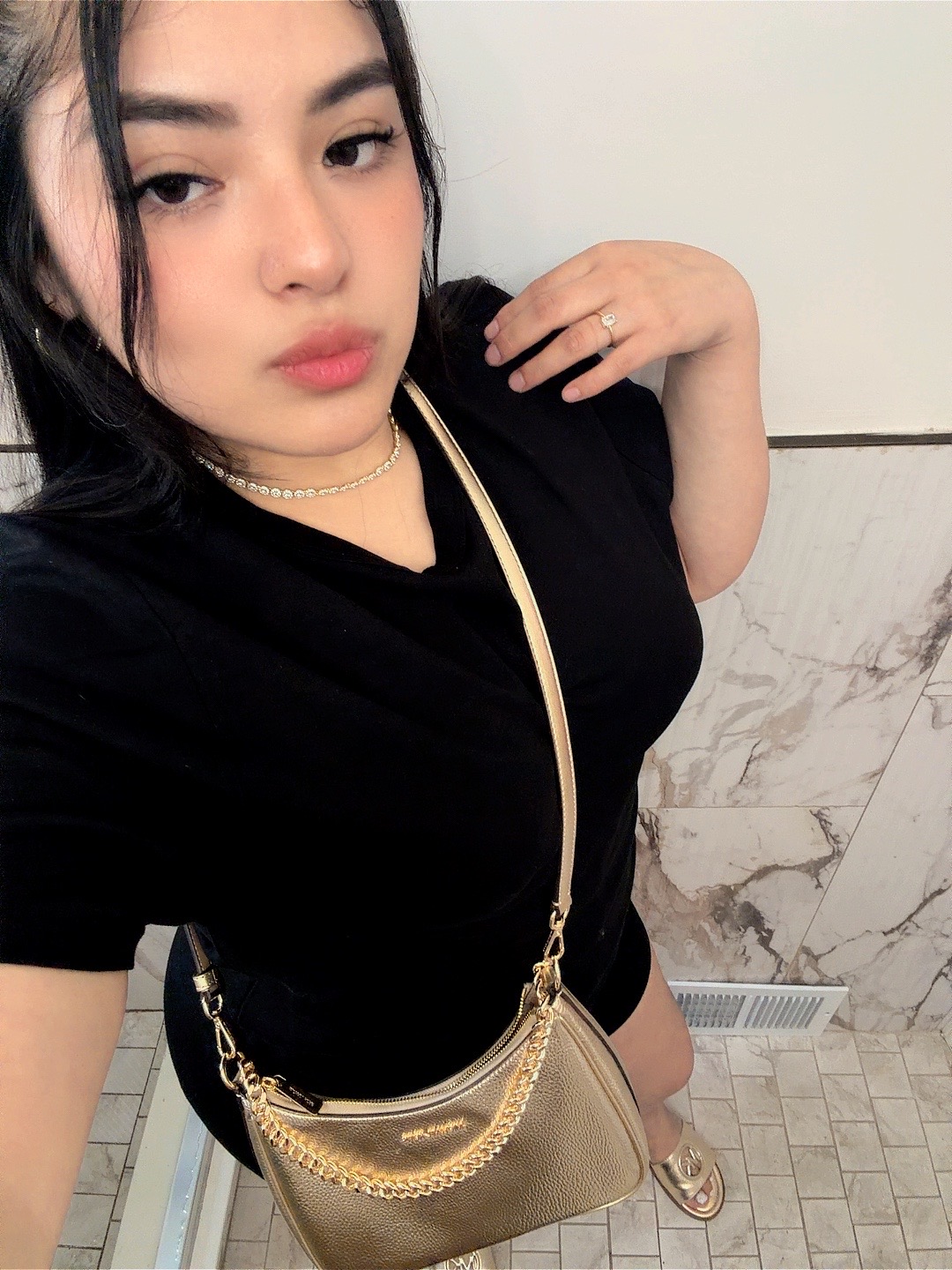 @ALISON RIVERA👸🏻