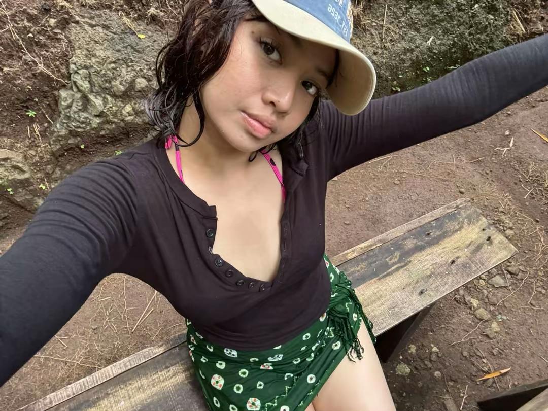 @l𝘢la🕉️👽