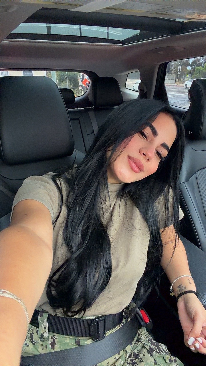 @crystal🖤