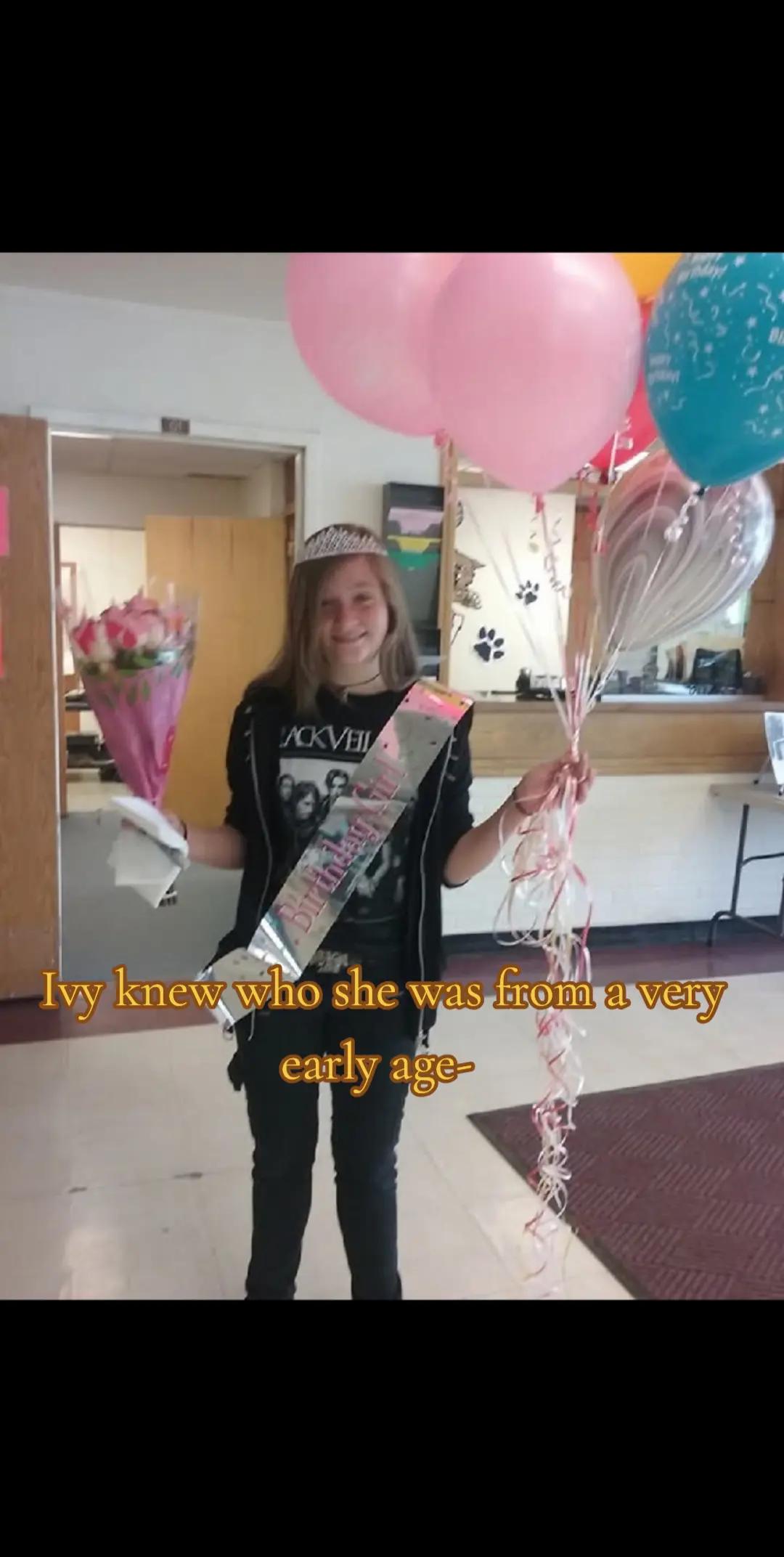 @Crimson_Ivy