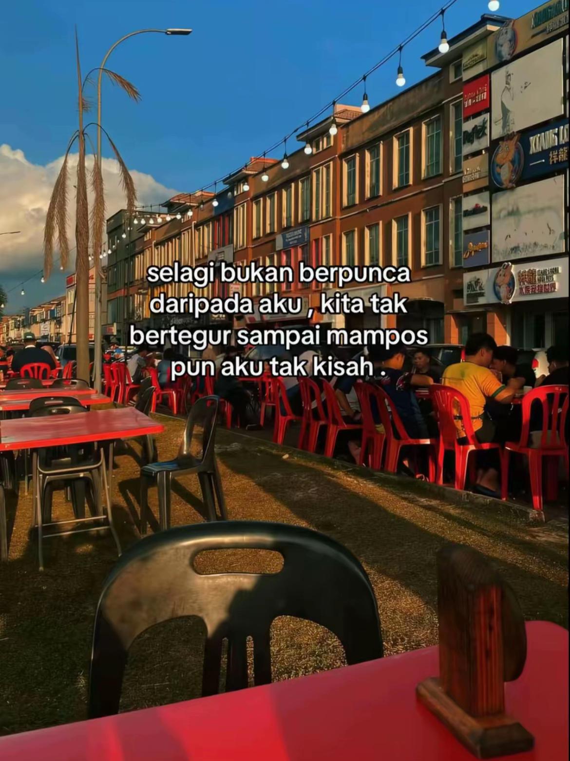 @🐻𝓜𝓸𝓬𝓱𝓪𝓵𝓵𝓪𝓽𝓮🐻