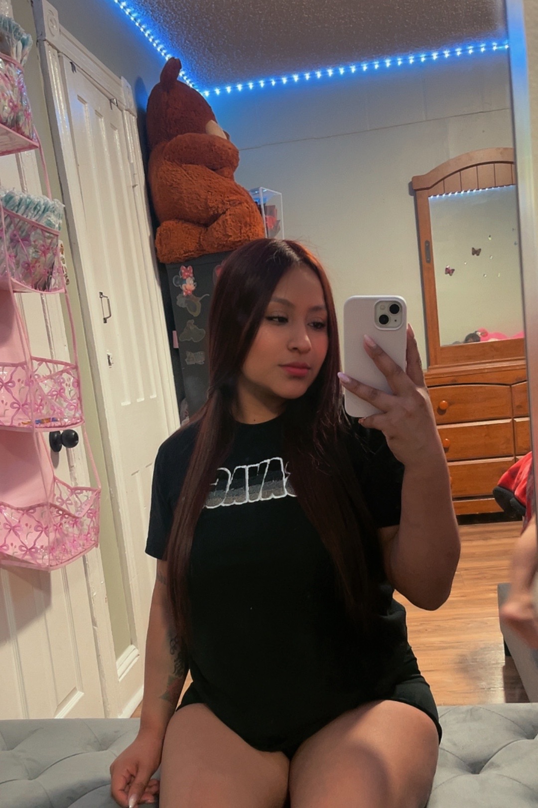 @𝓜𝓲𝓼𝓱𝓮𝓵 🎀