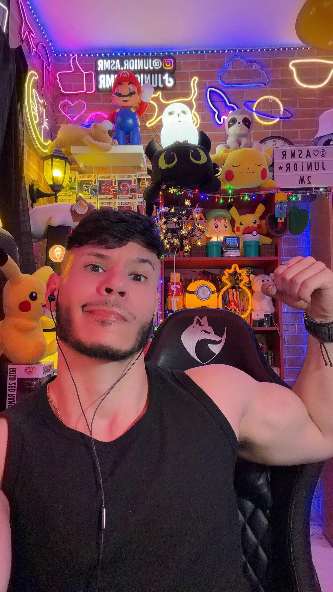 @JuniorASMR