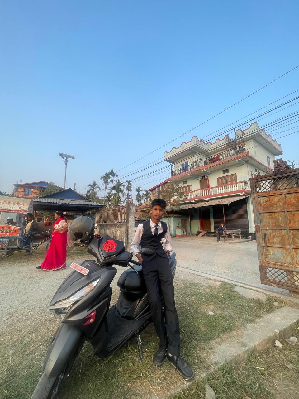 @BHANU GIRI ✌️