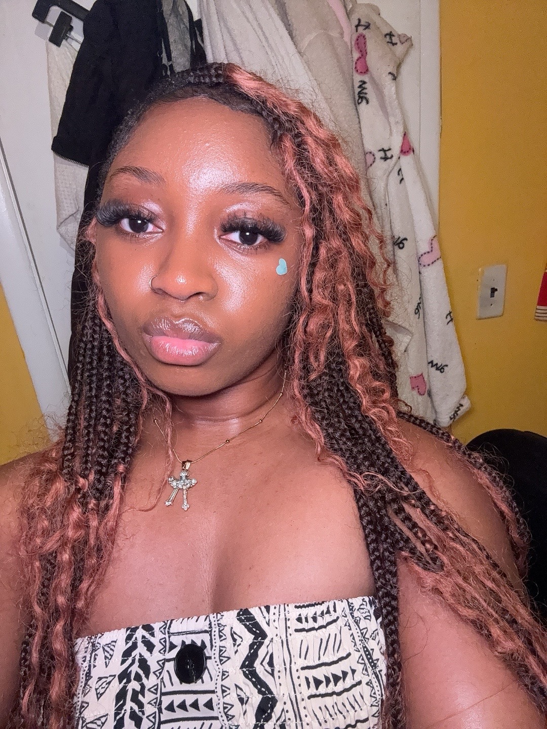 @Nikki 🪞Pro Yapper 🎀