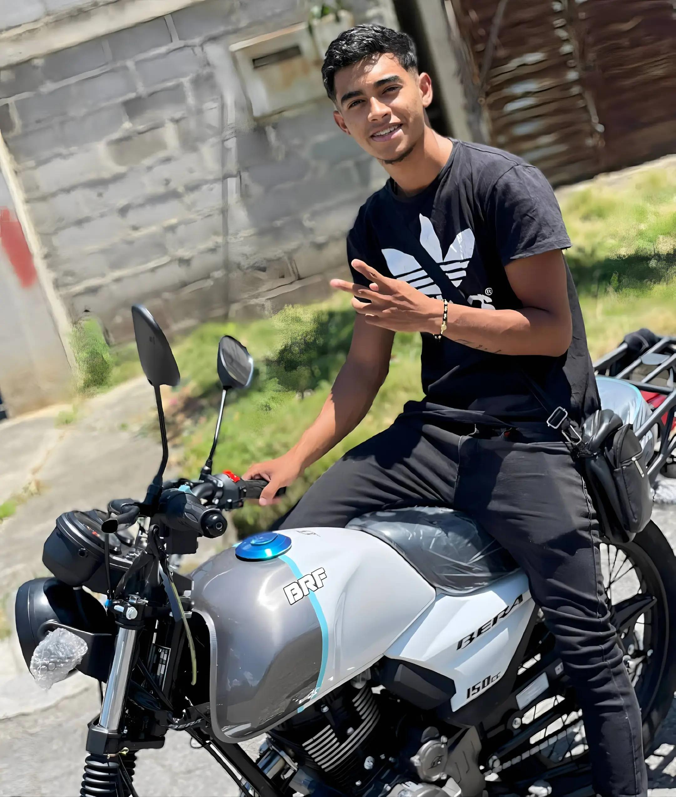 @️ Dione🤴🏽