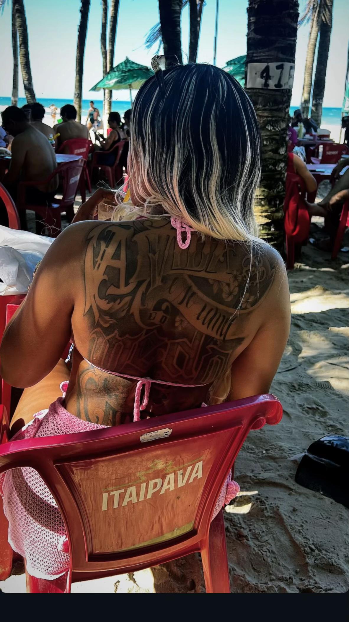@Colombiana🇨🇴
