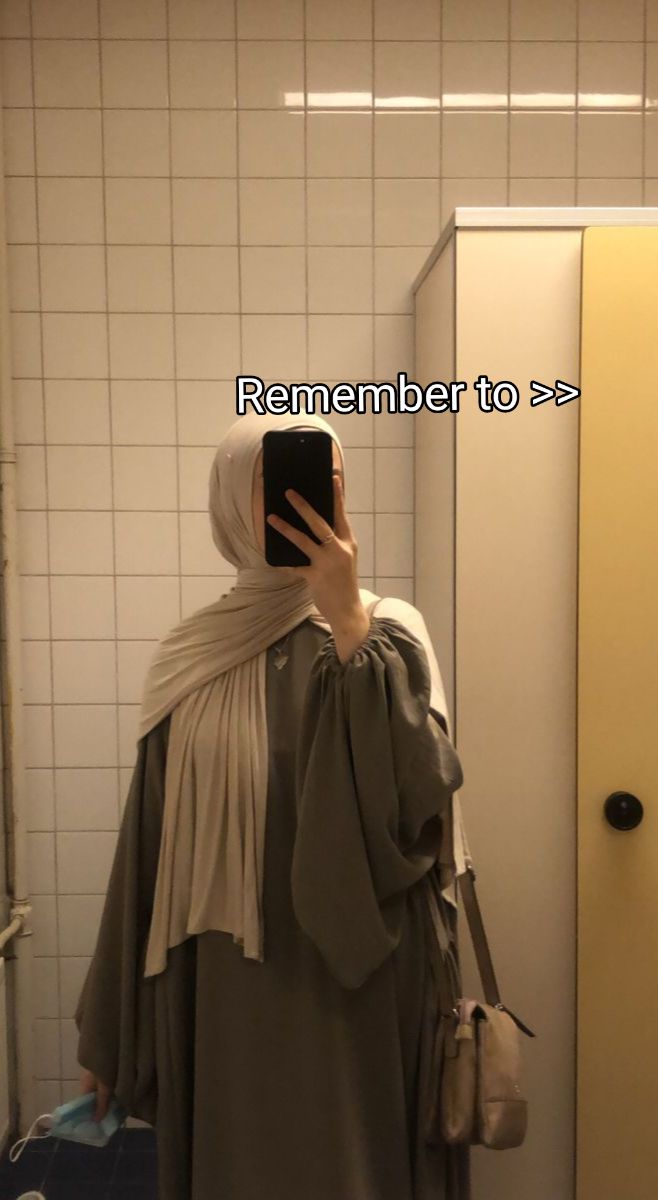 @Aena