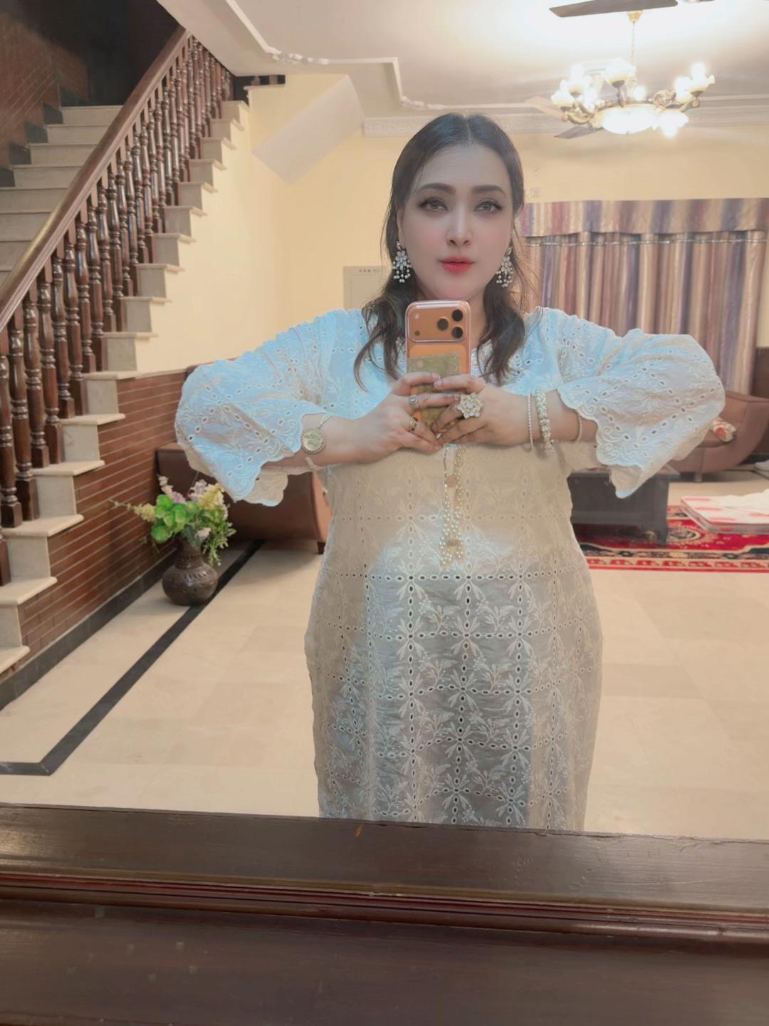 @Amnaa Kareim
