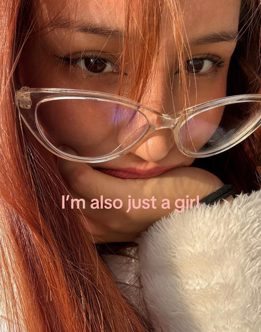 @jenninluv >|<