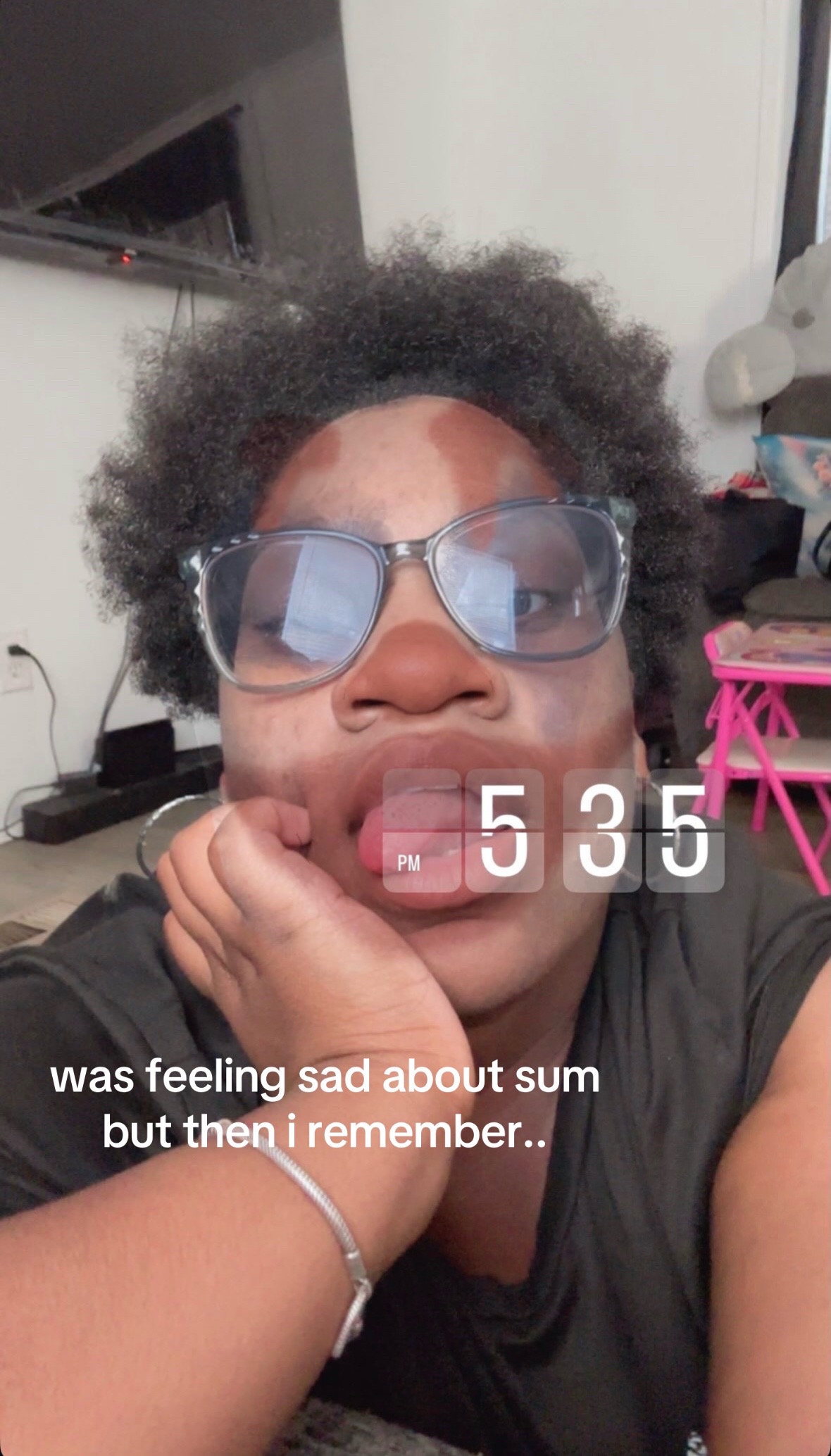 @👸🏾