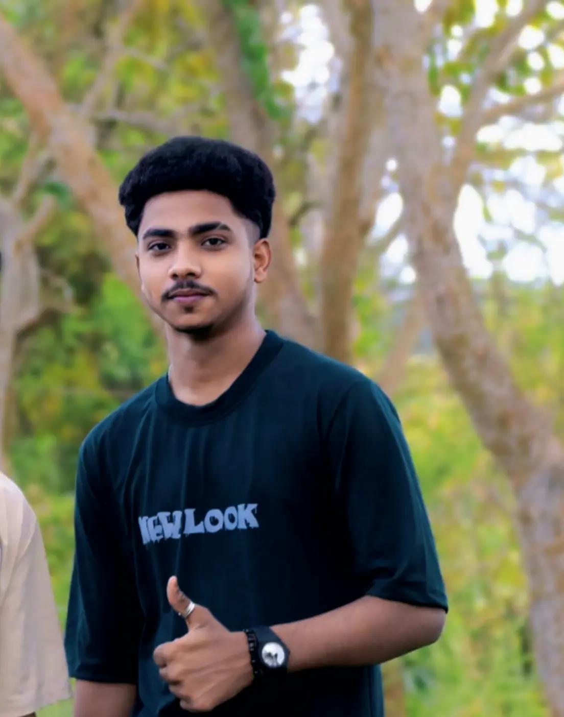 @JAHID BHAI 🧃🧃