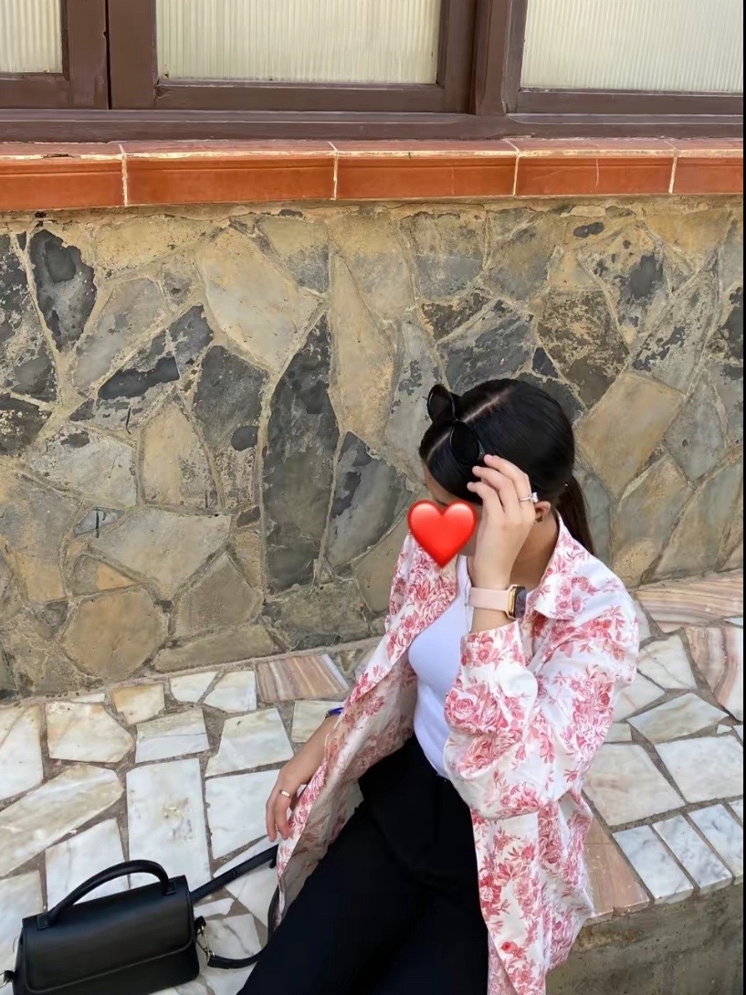 @Angela 🦋