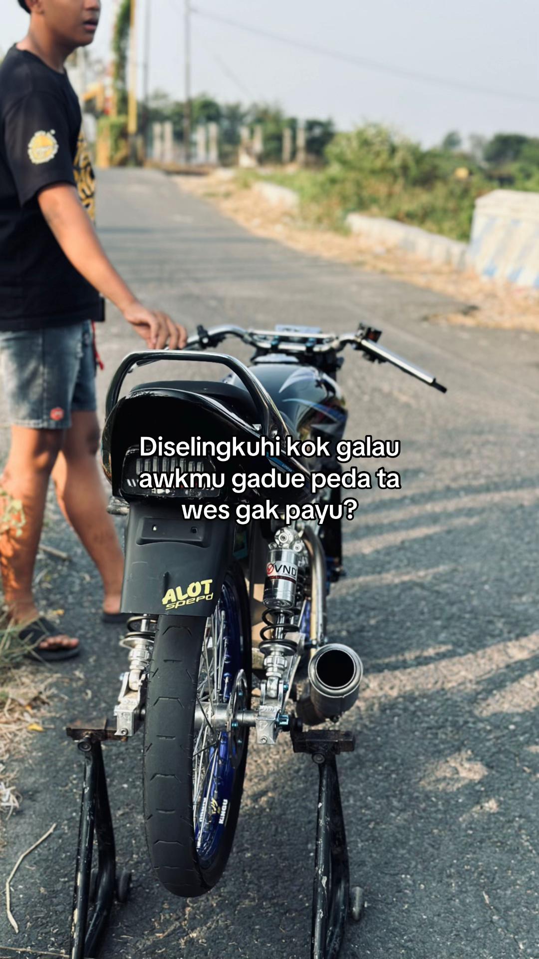 @T 394 R__