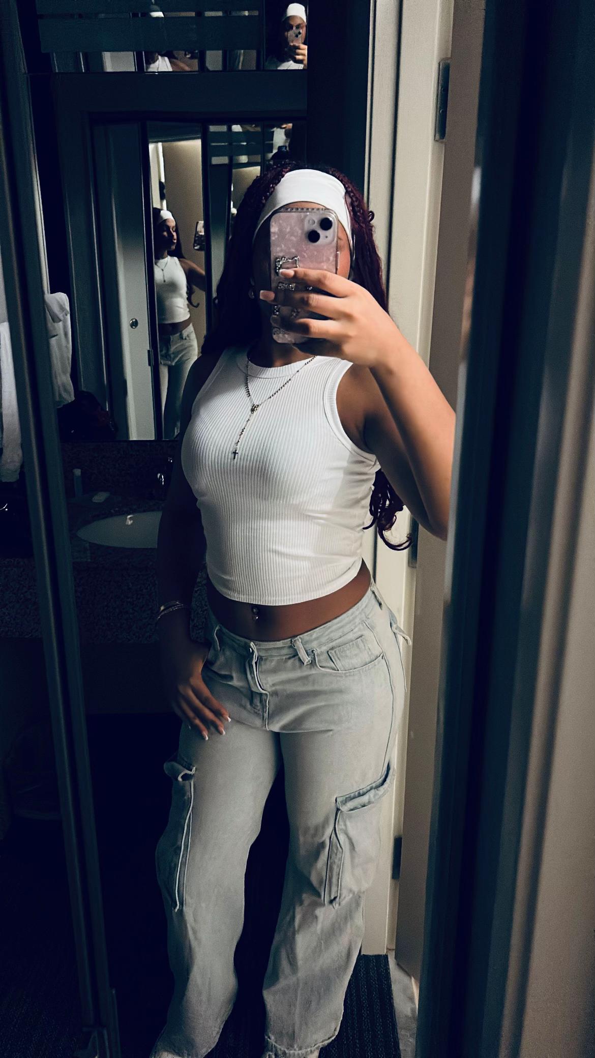 @𝒜𝓈𝒽𝒶𝓃𝒾 𝒲.