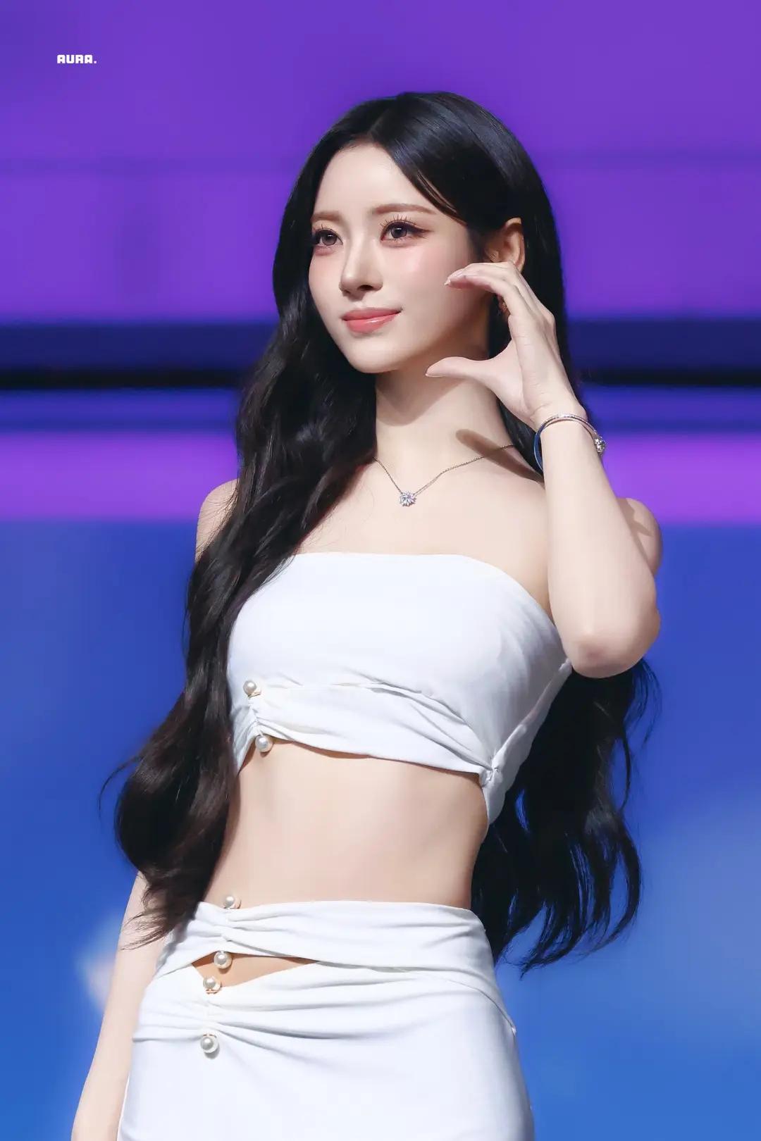 @Chan♡m ⟆