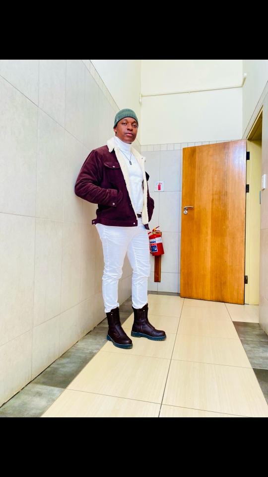 @SphiweMolekwaOfficial