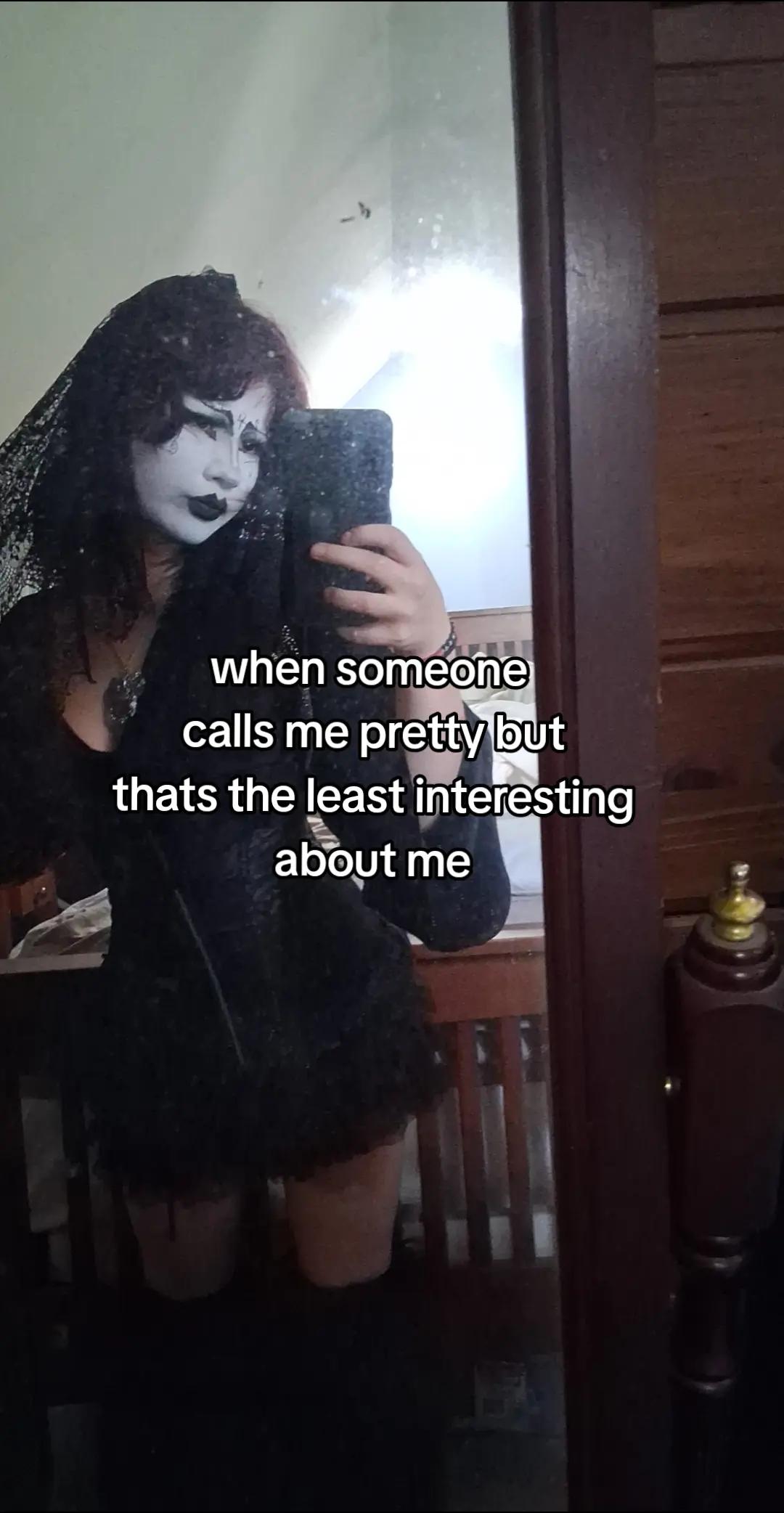 @str3tchy.intestines