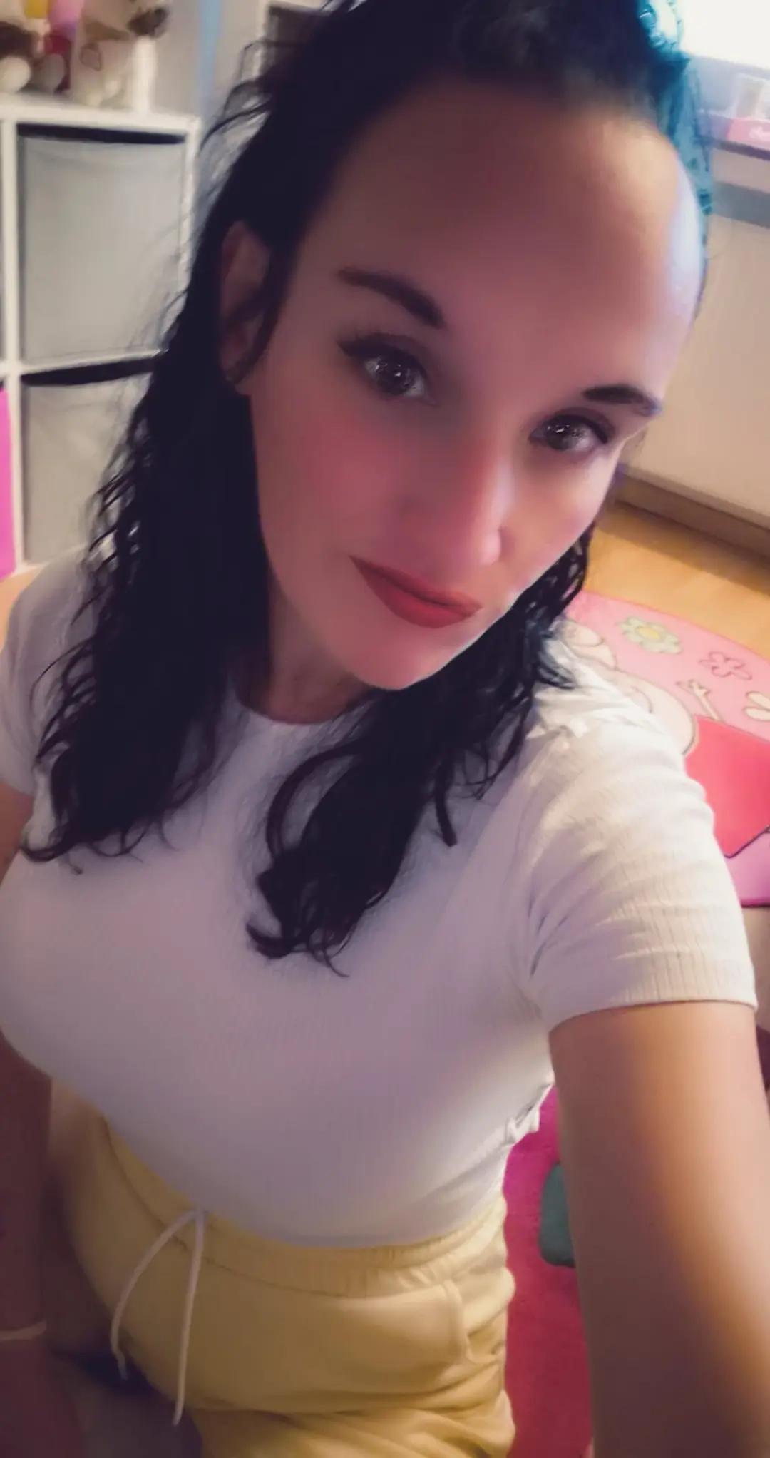 @✌️😊Kalinka😊✌️