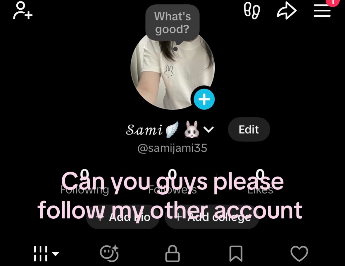 @Elliegh𝄞🍡🎹