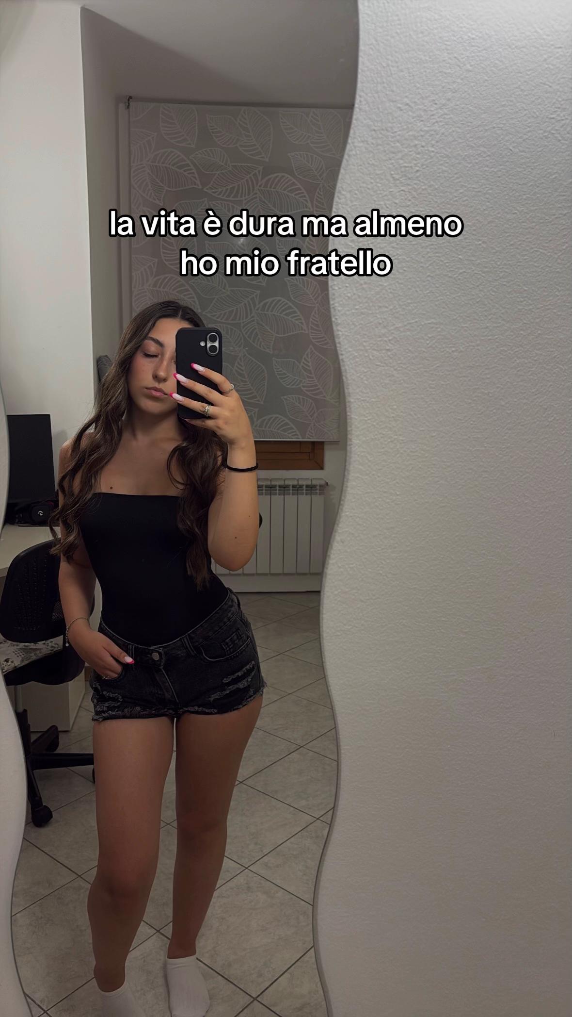 @𝓐𝓾𝓻𝓸𝓻𝓪💘