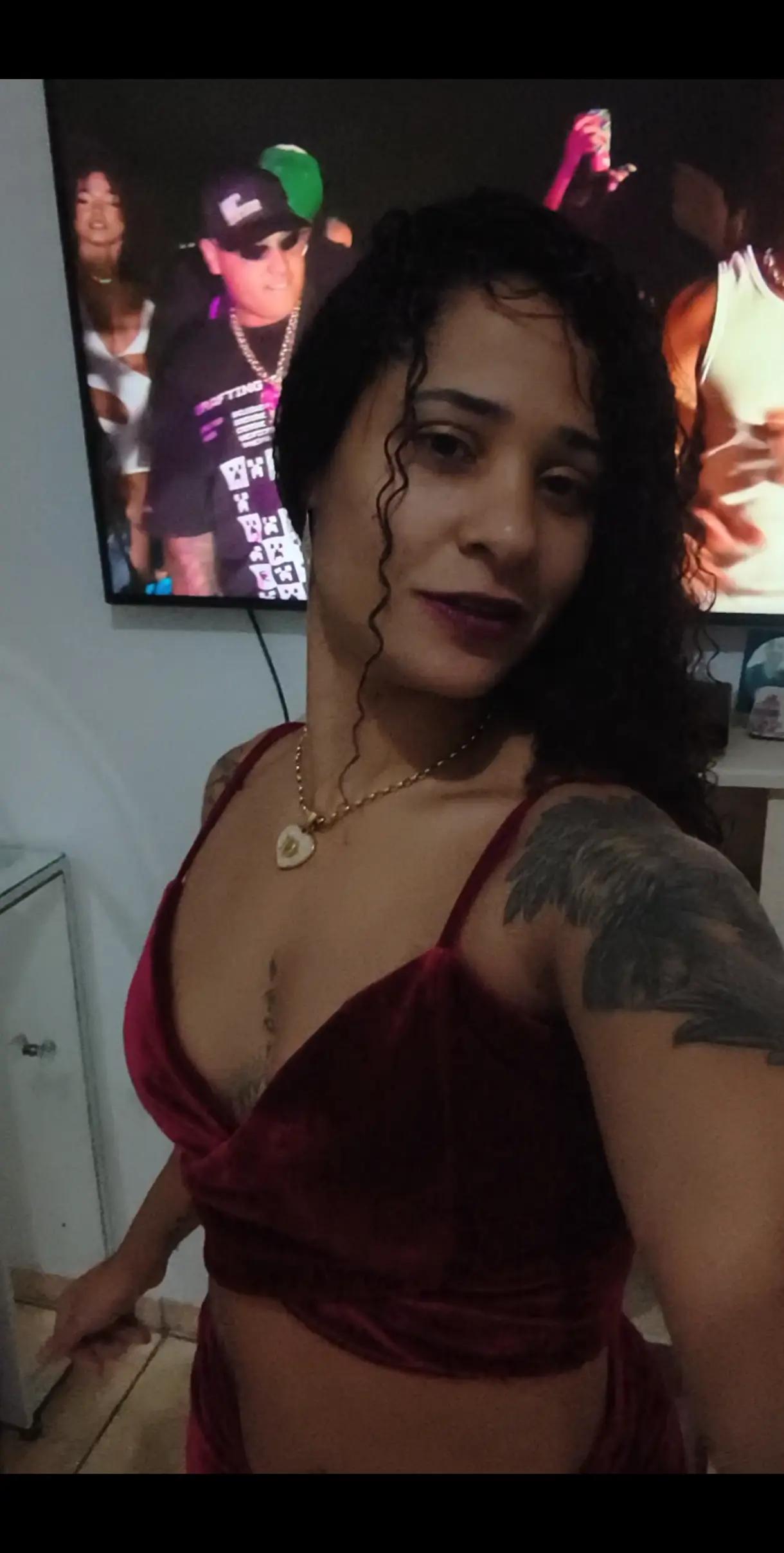 @deboramonique_